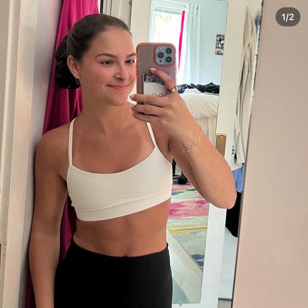 Lululemon Nulu Yoga Flow Yoga Bra in Ivory